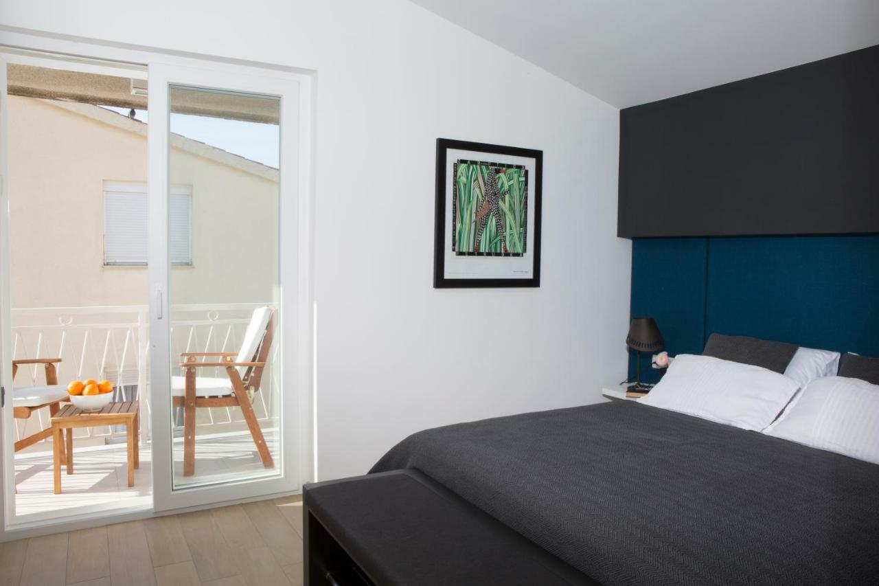 Pegasus & Apartment *
